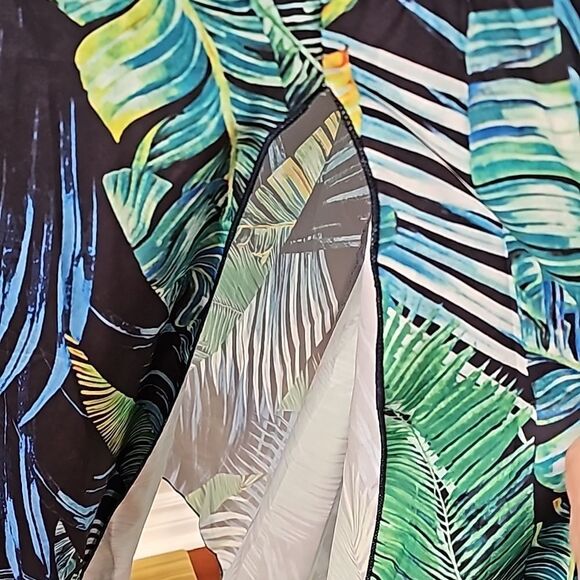 Maxi Silk-Like Elastic Scoop Neck Flowy Slip On Beach Dress XL NWOT - Picture 4 of 7